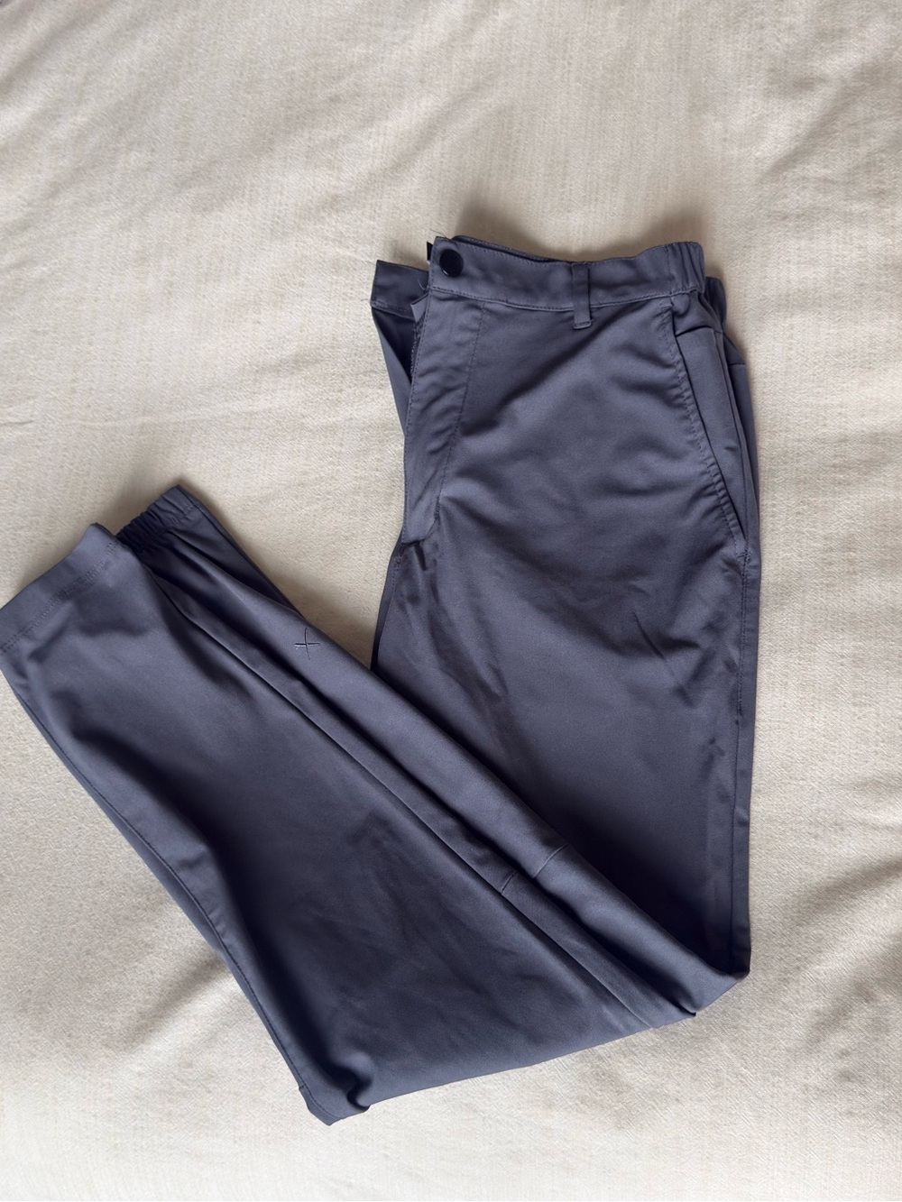 Cuts Clothing Men's Charcoal Performance Chinos - Picture 2 of 4